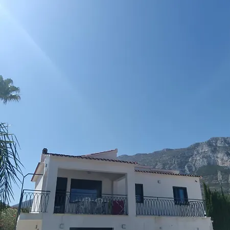 Casa Entre Mar Y Montana بيت للعطل